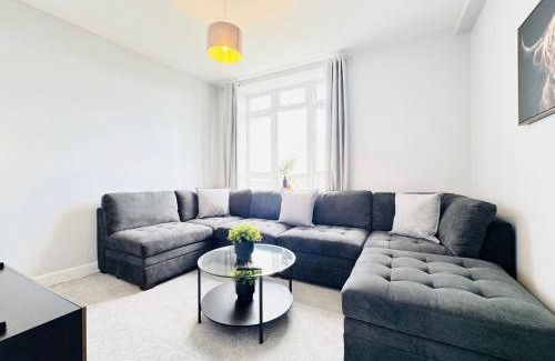 Gorgie Apartment | Skyline View Apartment