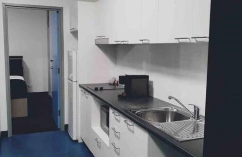 Adelaide Central Business District Apartment | Skyline View on Synagogue – Comfortable City Apartment in Adelaide's East End