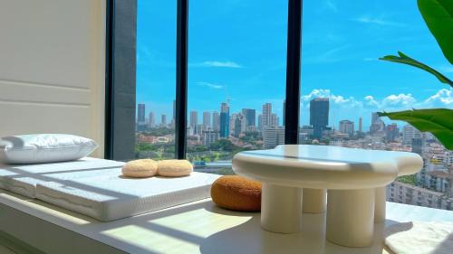 George Town Apartment | SkyPool with Seaview 8pax Beacon Executive Suites - Georgetown City Centre - 3km to Komtar
