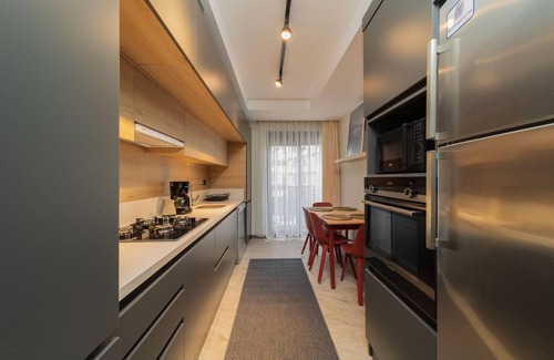 Kaleici Apartment | Sleek and Central Apartment in Muratpasa