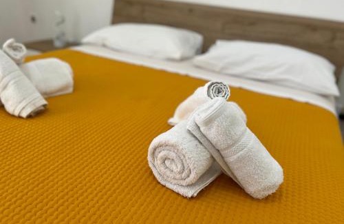 Contrada Pantano d'Arci Apartment | Sleep and Fly