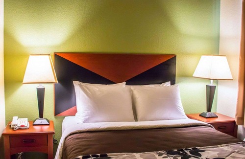 Wetmore Hotel | Sleep Inn & Suites at Six Flags