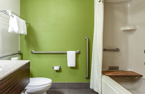 Austinburg Hotel | Sleep Inn & Suites Near I-90 and Ashtabula