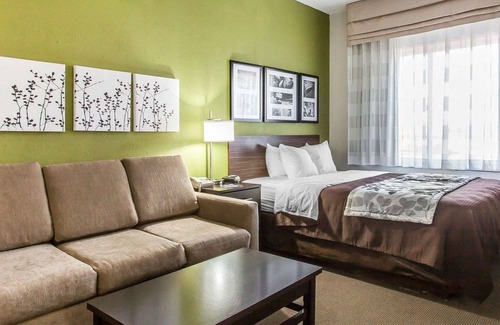 Austinburg Hotel | Sleep Inn & Suites Near I-90 and Ashtabula