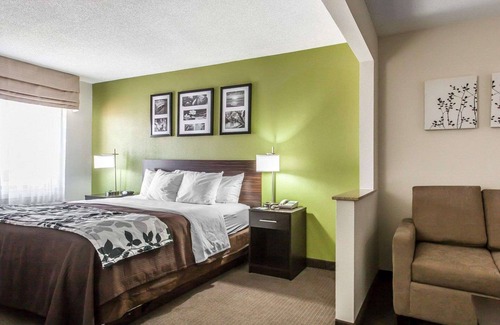 Austinburg Hotel | Sleep Inn & Suites Near I-90 and Ashtabula