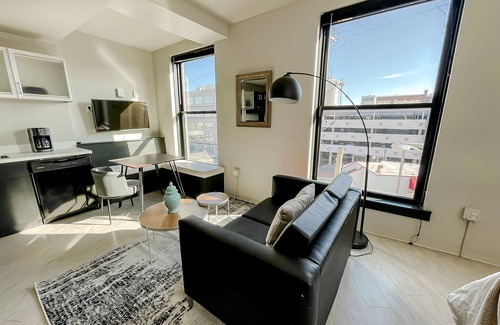 Downtown Springfield Apartment | Sleepover: Lovely Studio - Downtown Springfield