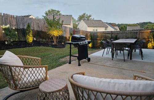 Lawrenceville House | Sleeps 10 Pet & Family 4br Stay Near Hospital