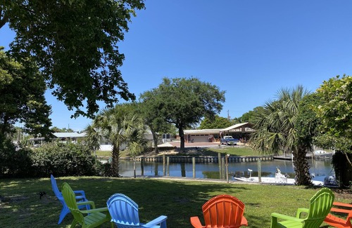 Woodlawn House | Sleeps 14 w/Boat Slip & Gulf Access! 5 B/3BA PET FRIENDLY
