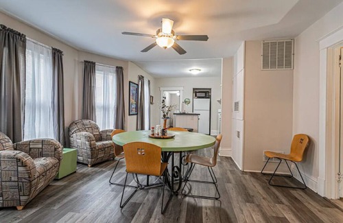 Michigan City Apartment | Sleeps 6*W/D*10 min. to IN.Dunes & Beach