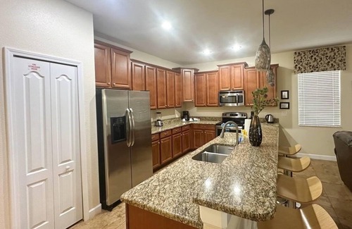 Davenport House | Sleeps 8! 4BDR Home w/private pool & resort access