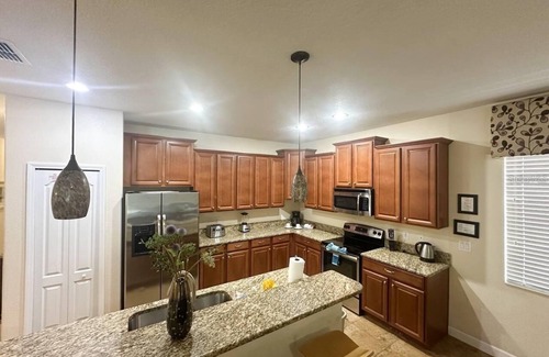 Davenport House | Sleeps 8! 4BDR Home w/private pool & resort access