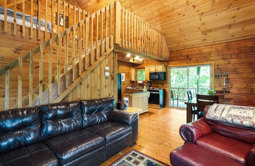Logan Cabin | Sleepy Hollow Cabin | Hocking Hills