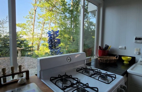 Traverse City Cottage | Slice-of-Heaven TC Silver Lake Cottage Spa Retreat