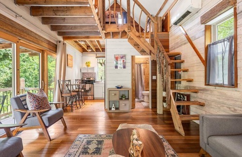 Johns Island House | Slice of paradise: Airy living space, reminiscent of a Costa Rican bungalow.