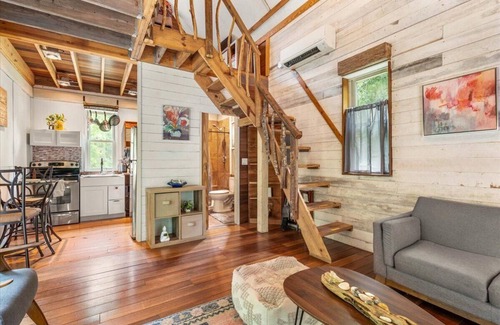 Johns Island House | Slice of paradise: Airy living space, reminiscent of a Costa Rican bungalow.