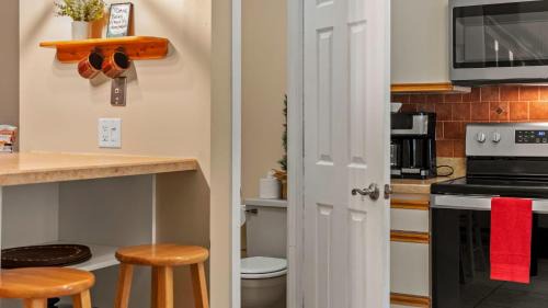 Village at Camelback House | Slope Lodge Prime Skiing Location Indoor Pool Hot Tub Sauna Private Deck