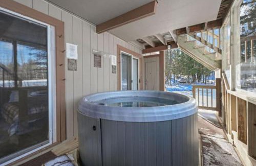 Bessemer Villa | Slope Side VillasI Alpen Villas at Powderhorn Mountain
