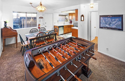 Big Bear Lake Cabin | Slopeside Chalet By Destination Big Bear:Ski In Ski Out Condo at Bear Mountain Ski Resort! Seasonal Community Spa, Pickleball and Basketball Court!