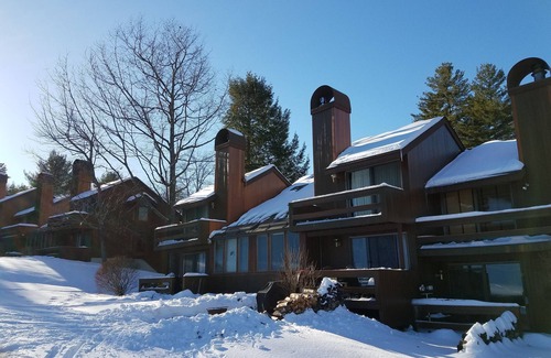 Bartlett House | SLOPSIDE for the WHOLE Family and extended family - ON Attitash Mt. -