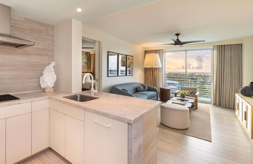 Nassau Hotel | SLS Baha Mar
