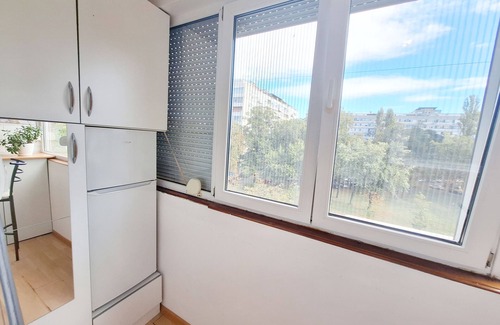 Novi Beograd Apartment | Small,charming space has been designed to provide you with a pleasant experience