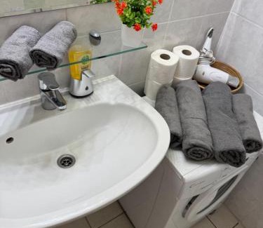 Terezvaros Apartment | Small Cosy Apartment near the famous WESTEND City Center