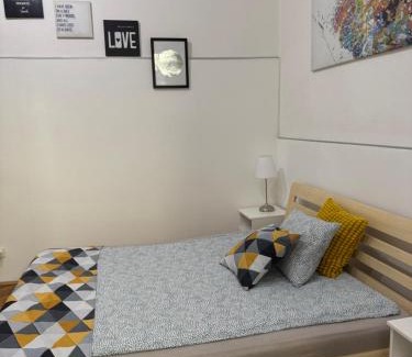 Terezvaros Apartment | Small Cosy Apartment near the famous WESTEND City Center