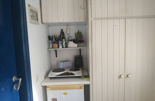 Agios Ioannis Apartment | Small cosy studio located in a completely green area
