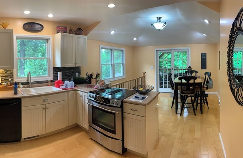 Cassopolis House | Small Country Lake Community