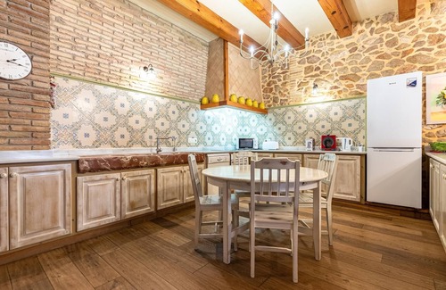 El Perello Villa | Small exclusive palace in rural spot
