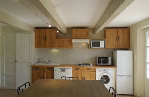 Blauvac Cottage | SMALL GITE AND LARGE 14M*5M SWIMMING POOL WITH BREATHTAKING VIEWS OF MONT VENTOUX