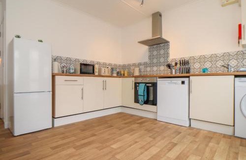 Perranporth House | Small Hillman