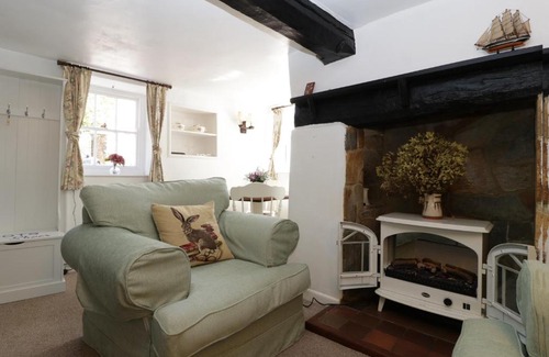 Porlock Apartment | Small Piece