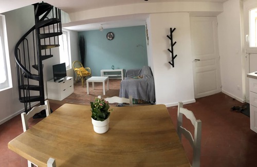 La Rue-Saint-Pierre House | Small renovated house 15 min from Beauvais Airport