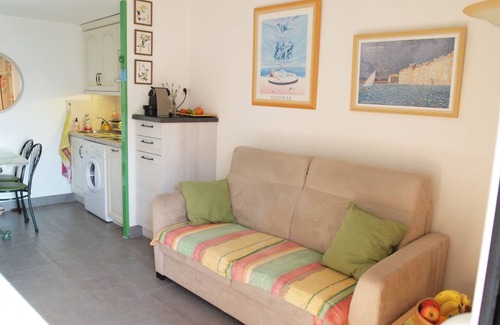 La Croix-Valmer Other | small semi-detached farmhouse in GIGARO sector, very beautiful sea view, walking beaches