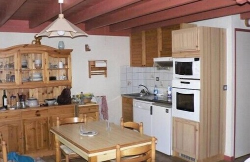 Cauterets Ski Chalet | Small semi-detached chalet cauterets