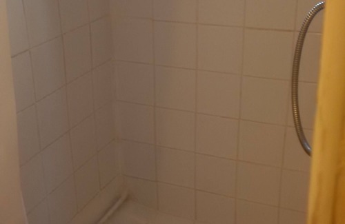 Tottenham Hale Apartment | SMALL STUDIO TO RENT