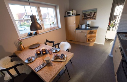 Lemkenhafen House | Small Sundblick by the sea in Lemkenhafen