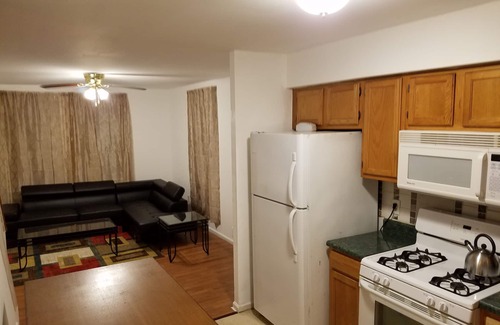 Olde Kensington House | Small, tidy, and clean family friendly home in a great neighborbood