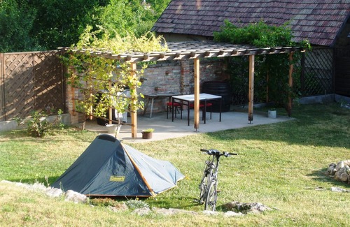 Dunaszentmiklos Apartment | Small village, small guest house, wine and relax in Wineregion Neszmély 7682