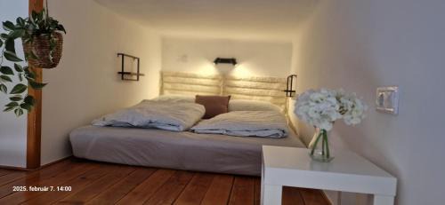 Sopron Apartment | SmallGold