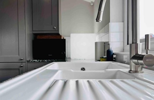 Bristol Apartment | Smart-Home in Original Victorian Building
