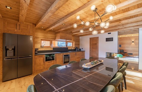 Praz-sur-Arly Ski Chalet | SmartStay Chalet 3 petites sorcières
