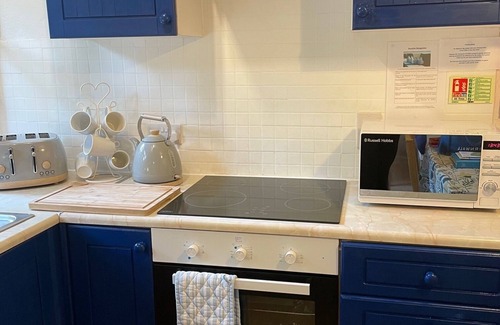 Lelant House | Smashing Seaside Bungalow Wifi, Heated Indoor Pool Bar & Facilities near St Ives