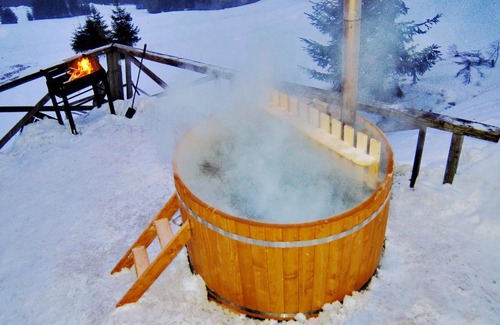 Dragobrat Hotel | Smerichka Hotel