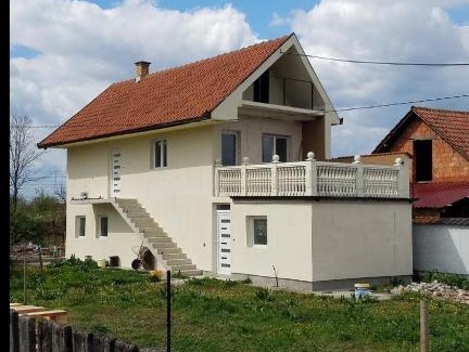 Obrenovac House | Smestajna jedinica za pet osoba