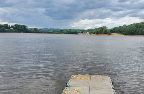 Morristown Boat Rental | Smoky Mountain Lake Life. Family oriented with park. Disc golf on location.