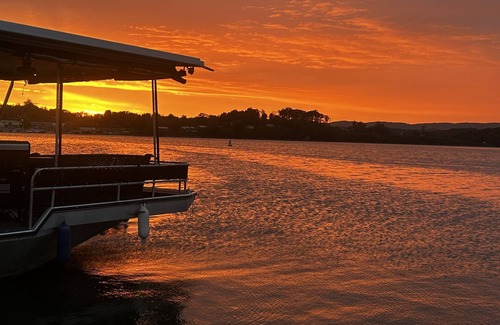 Morristown Boat Rental | Smoky Mountain Lake Life. Family oriented with park. Disc golf on location.