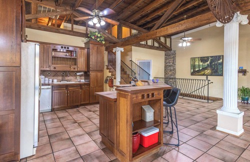 Bryson City House | Smoky Mountain RR Polar Express Loft, minutes from GSM national park