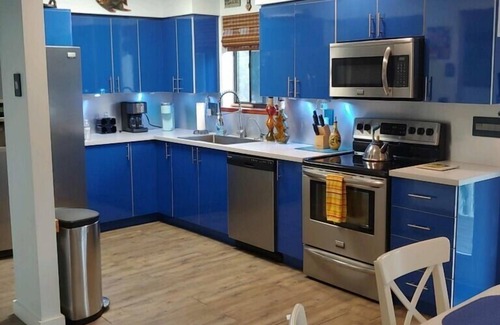 North Captiva House | SMUGGLERS HIDEAWAY-Private Pool-Hot Tub-Club Access-Golf Cart-Sleeps 7